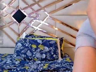 sluttyandmature