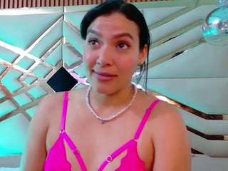 Sexyladyandhot live webcam show