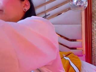 Sexyladyandhot live webcam show