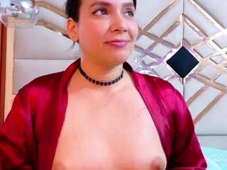 sluttyandmature
