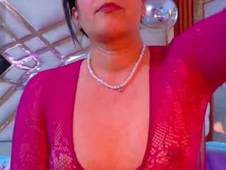 sluttyandmature