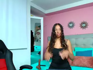 rosariio1's Live Sex Cam Show