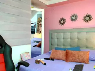 rosariio1's Live Sex Cam Show