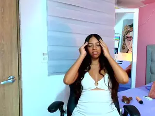 rosariio1's Live Sex Cam Show