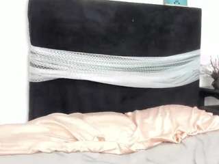 sarahernandez1 live cam preview