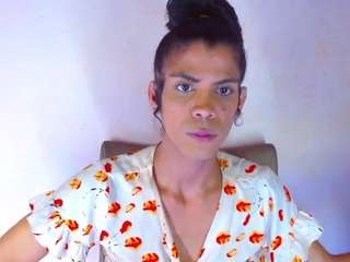 sexygirlsxzz webcam