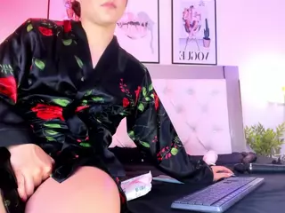 CoraChandler's Live Sex Cam Show