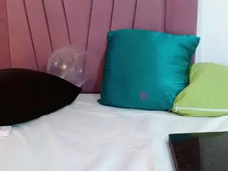 Kataleya-Monet's Live Sex Cam Show