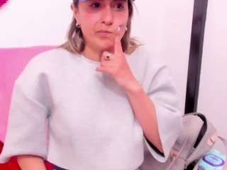 giia39 Live Webcam on CamSoda