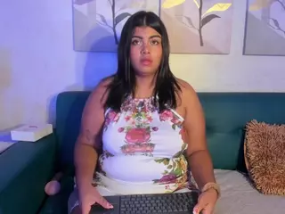 jocelyn-santana's Live Sex Cam Show