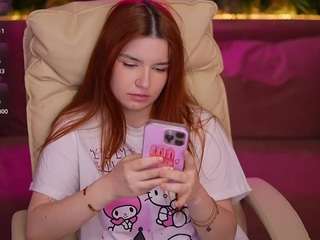 redshine's CamSoda show and profile