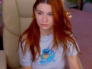 CamSoda's sweet Redshine is online now getting passionate and cumming redshine from CamSoda