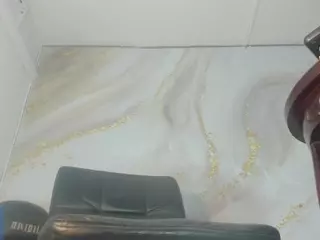 VALERIAQUEENTS's Live Sex Cam Show