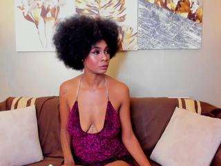 nastybrunette Live Webcam on CamSoda