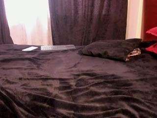 Live webcam model rhondavines on Soda Cams