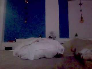 arianawhitee webcam