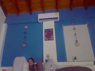  arianawhitee chat room
