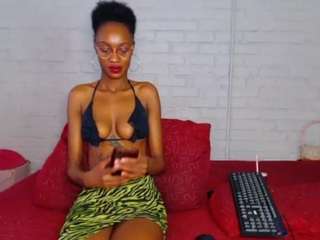 le modèle sexybellaa22 est en webcam porno dans un show sur le site camsoda, il possède les tags suivants: ass bouncing,black hair,blowjob,brown eyes,cock rating,dildo or vibrator,drinking,erotic dance,lovense,shemale,skinny,smoking,tattoos,toys,big tits