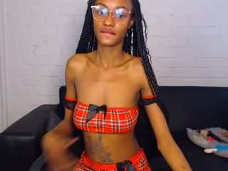 sexybellaa22 live webcam show