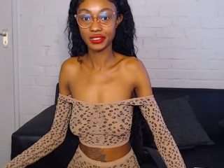 sexybellaa22 Live Webcam on CamSoda