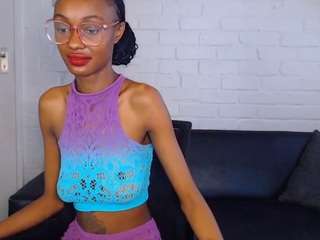 Prinklepeaches5521 live cam preview
