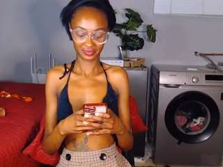 Prinklepeaches5521