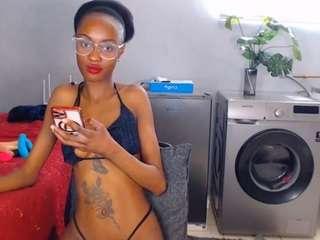 Prinklepeaches5521