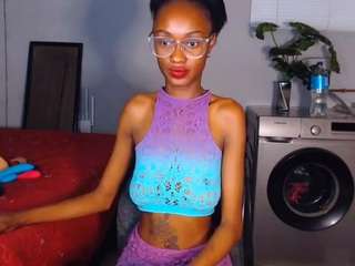 Prinklepeaches5521