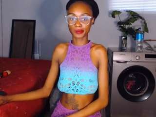 Prinklepeaches5521