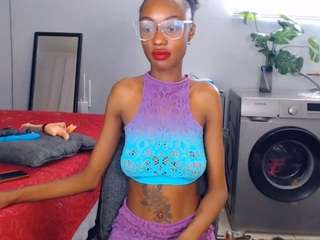 Prinklepeaches5521