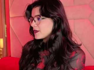 valeriekay1's CamSoda show and profile