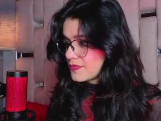 valeriekay1's CamSoda show and profile