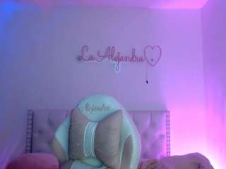 alelennoxxx Live Webcam on CamSoda
