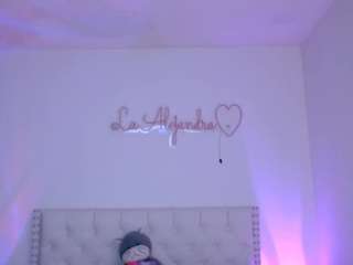 alelennoxxx Live Webcam on CamSoda