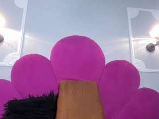 AmbberMoon live webcam show