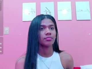 donnabeella's CamSoda show and profile