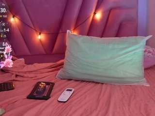 DonnaBeella live webcam show