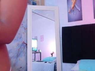 DonnaBeella live cam preview