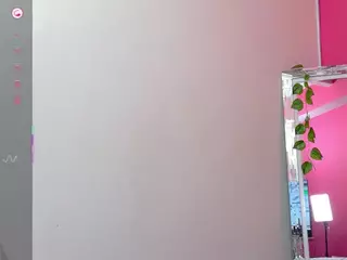 DonnaBeella's Live Sex Cam Show