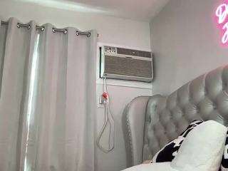 dreamofjeane live profile