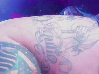 V-enuuus's Live Sex Cam Show