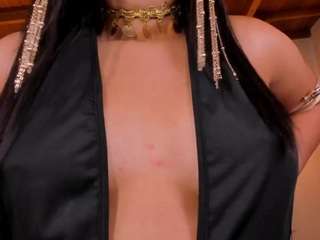 le modèle gabriellalee est en webcam porno dans un show sur le site camsoda, il possède les tags suivants: average,black hair,blowjob,brown eyes,cock-rating,cowgirl,dildo-or-vibrator,erotic-dance,facial piercings,no drinking,no smoking,big tits,hd,petite