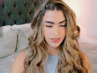 sweettcamila699 Live Webcam on CamSoda