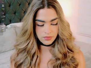 sweettcamila699 webcam