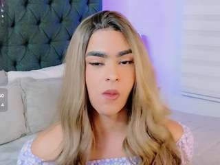 sweettcamila699 Live Webcam on CamSoda