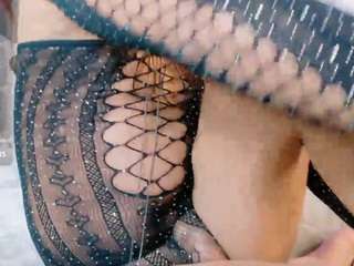 sweettcamila699 Live Webcam on CamSoda