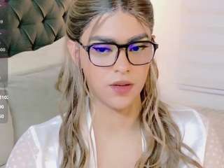 sweettcamila699 webcam