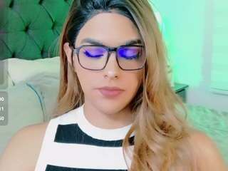 sweettcamila699 webcam