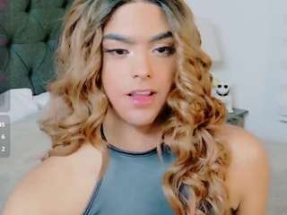 sweettcamila699 webcam