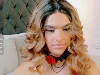 sweettcamila699 webcam